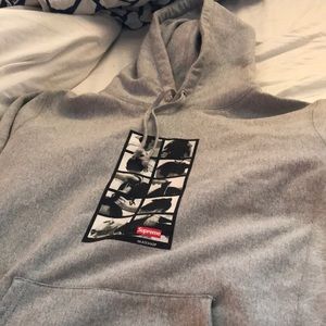 Supreme Hoodie size M